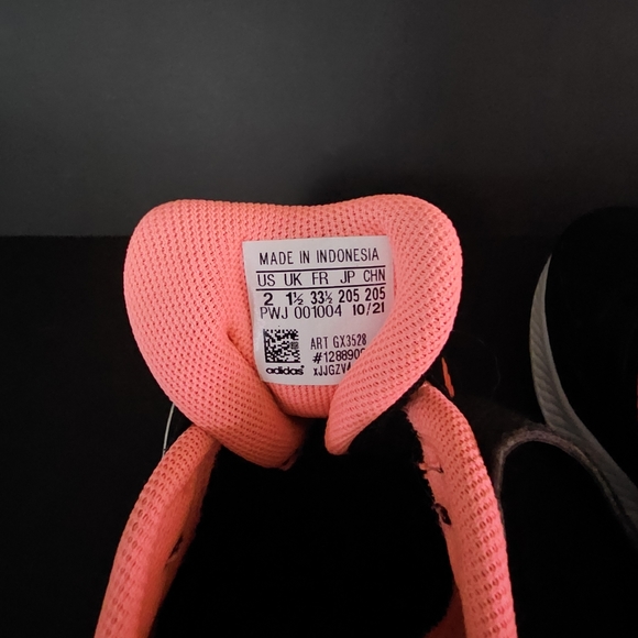 Girls Adidas Shoes - Picture 3 of 3